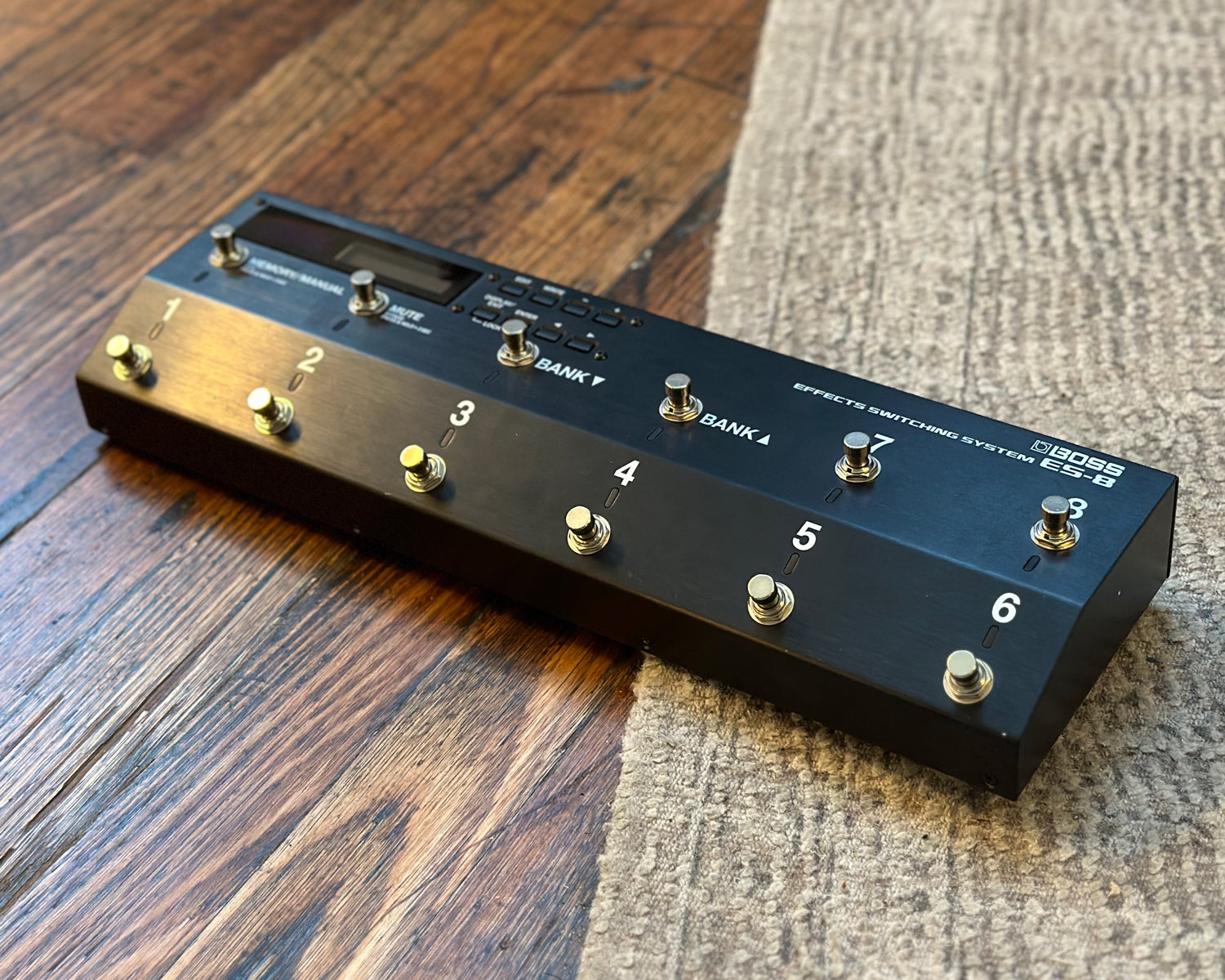 ギター BOSS ES-8 effects switching system Amazon.com: BOSS Effects Switching System (ES-8) : Musical