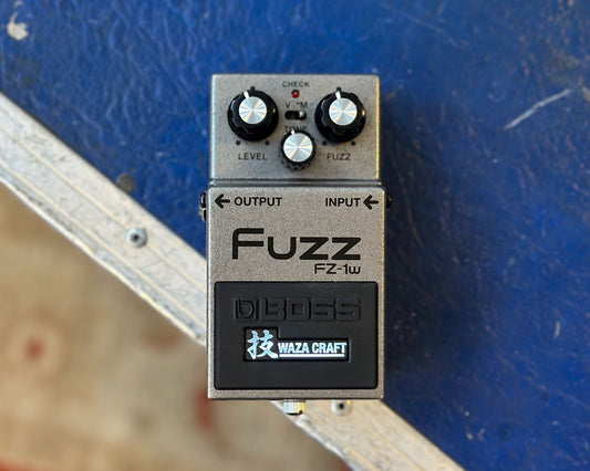 BOSS FZ-1w