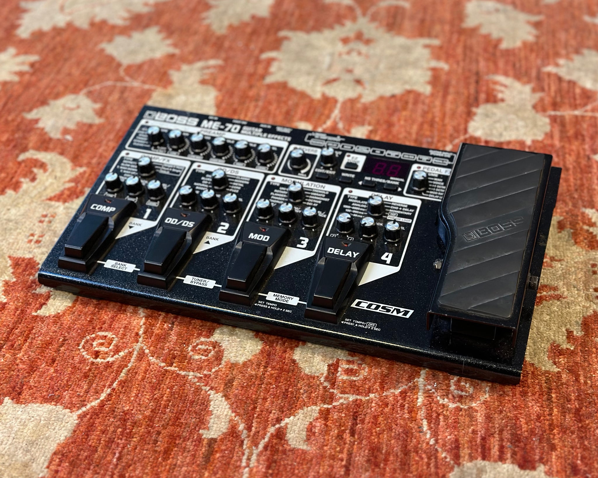 BOSS ME-70 Guitar Multi Effects – Found Sound