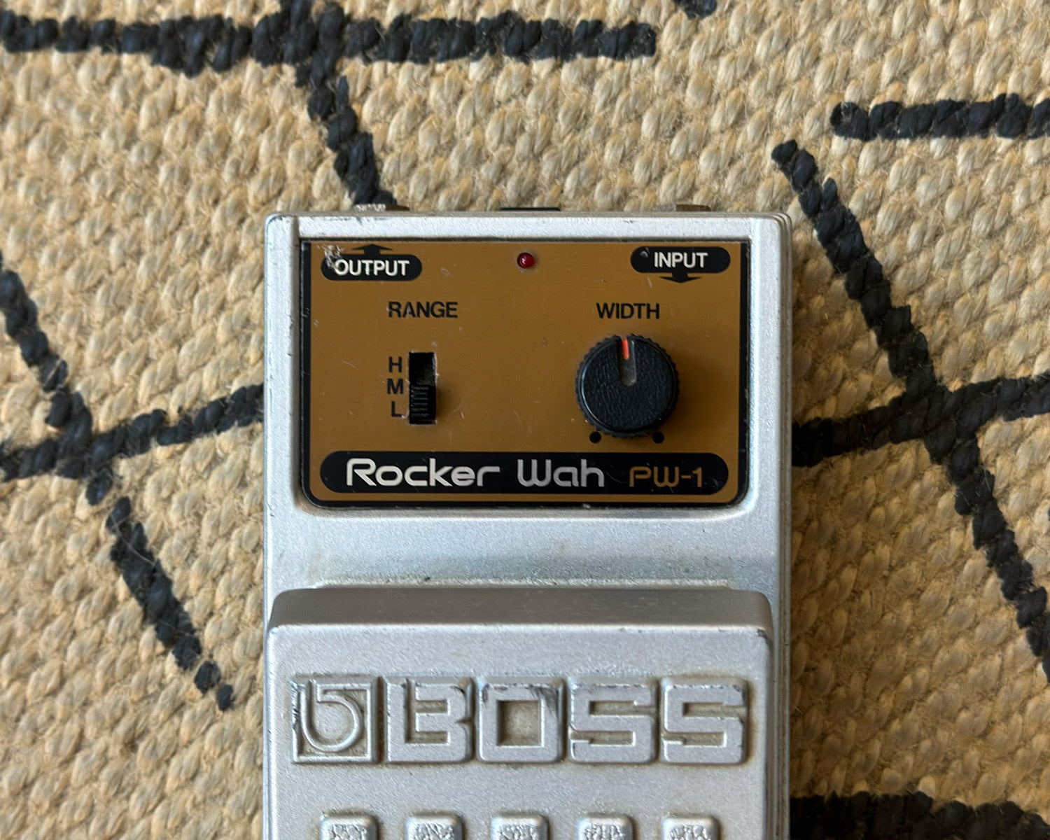 BOSS Rocker wah PW-1 ワウペダル Boss Roland PW-1 Rocker Wah Wah Vintage Guitar Effect Pedal