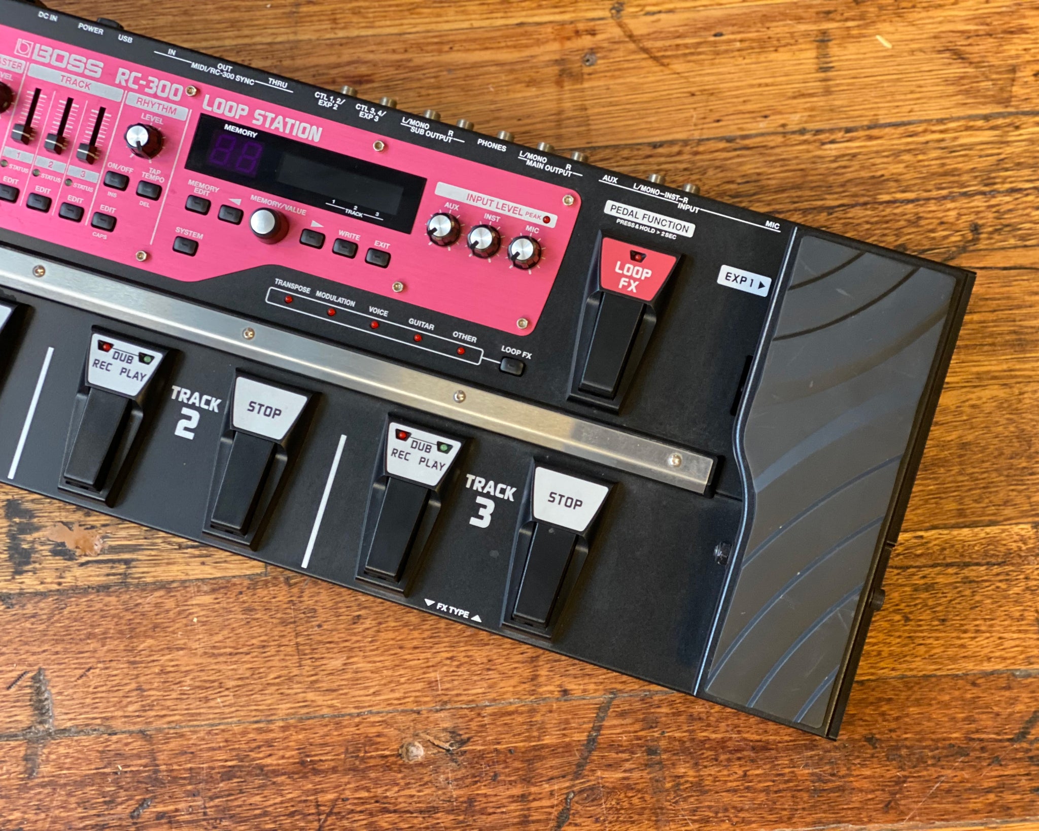 BOSS RC-300 Loop Station – Found Sound