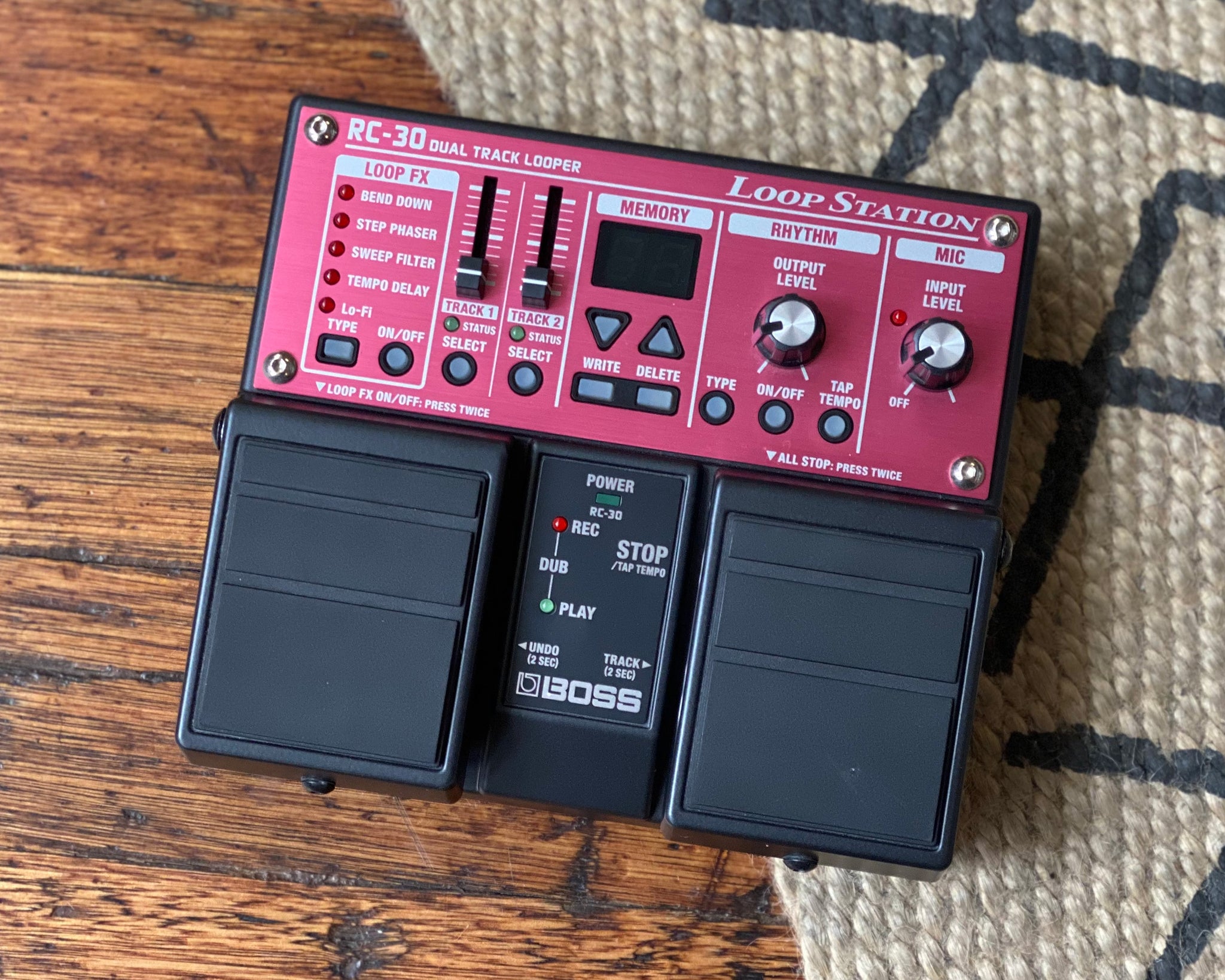 BOSS RC-30 Loop Station – Found Sound