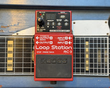 Load image into Gallery viewer, BOSS RC-3 Loop Station w/ Original Box
