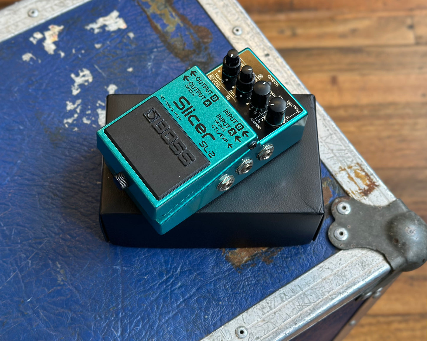 BOSS SL-2 Slicer Instant Idea Generator Pedal