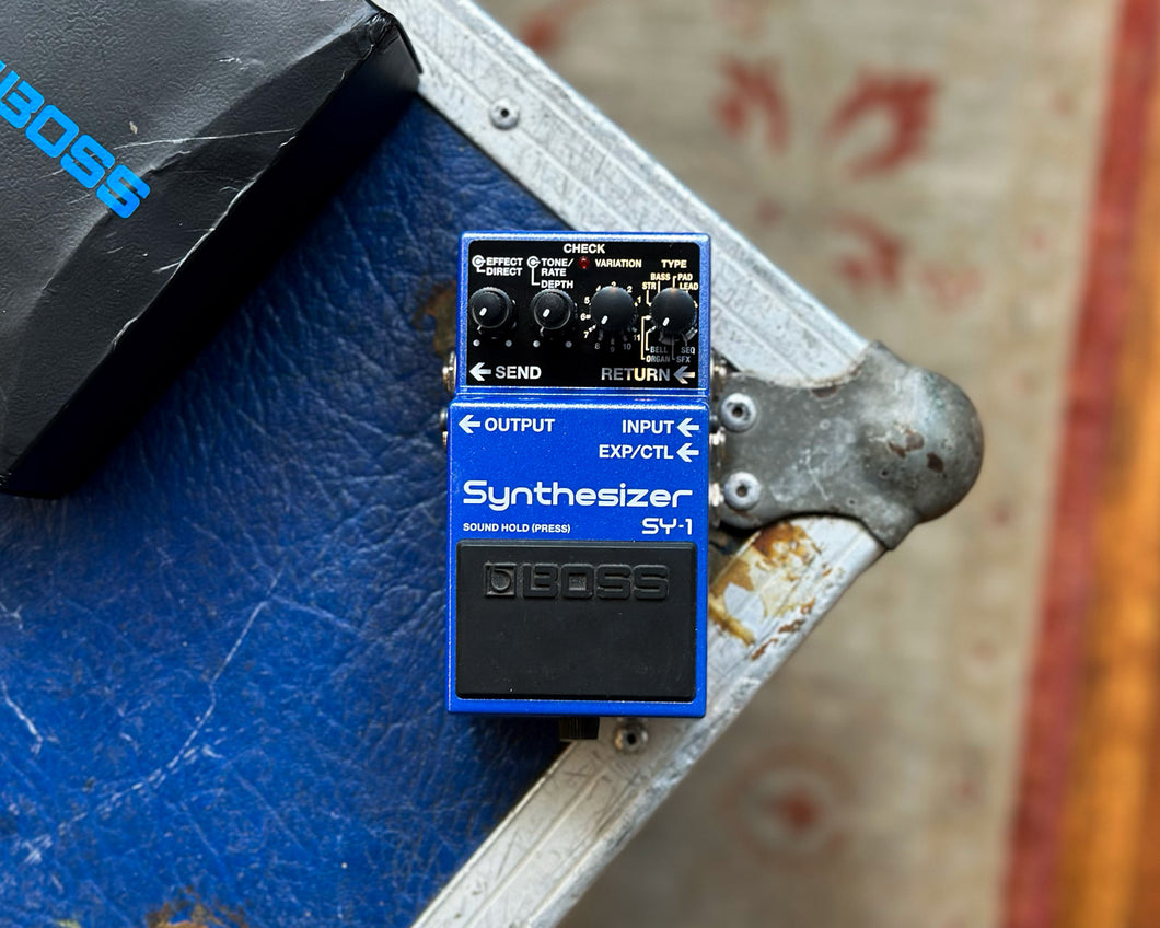 BOSS SY-1 Synthesizer