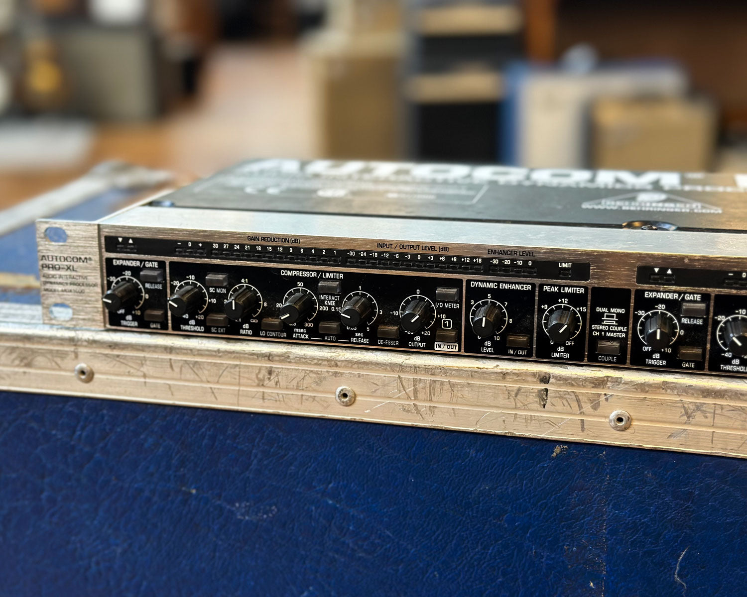 Behringer MDX1600 Autocom Pro-XL – Found Sound