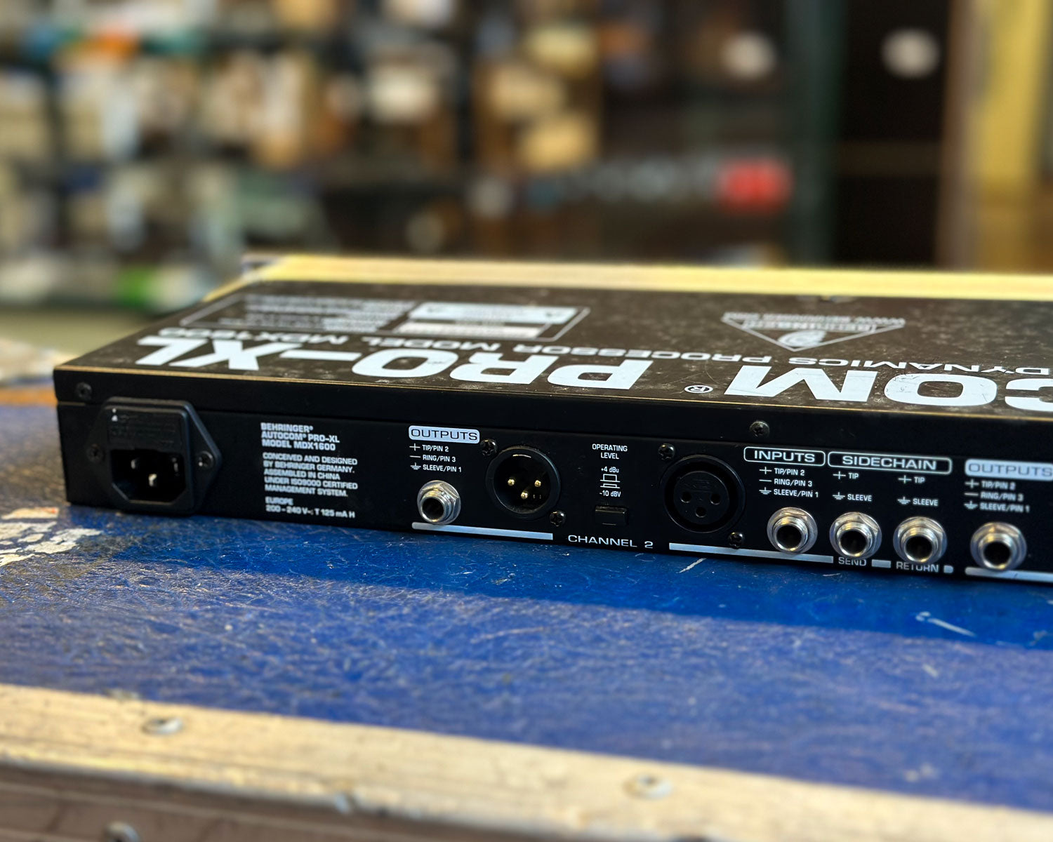 配信機器・PA機器・レコーディング機器 Behringer AUTOCOM PRO-XL MDX1600 Behringer MDX1600 Autocom Pro-XL Audio Interactive Processor