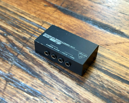 Behringer MICROHD HD400 Hum Destroyer