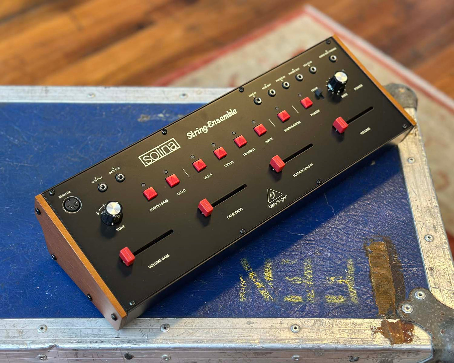 Behringer Solina Classic Analogue String Ensemble Synthesizer Eurorack Compatible