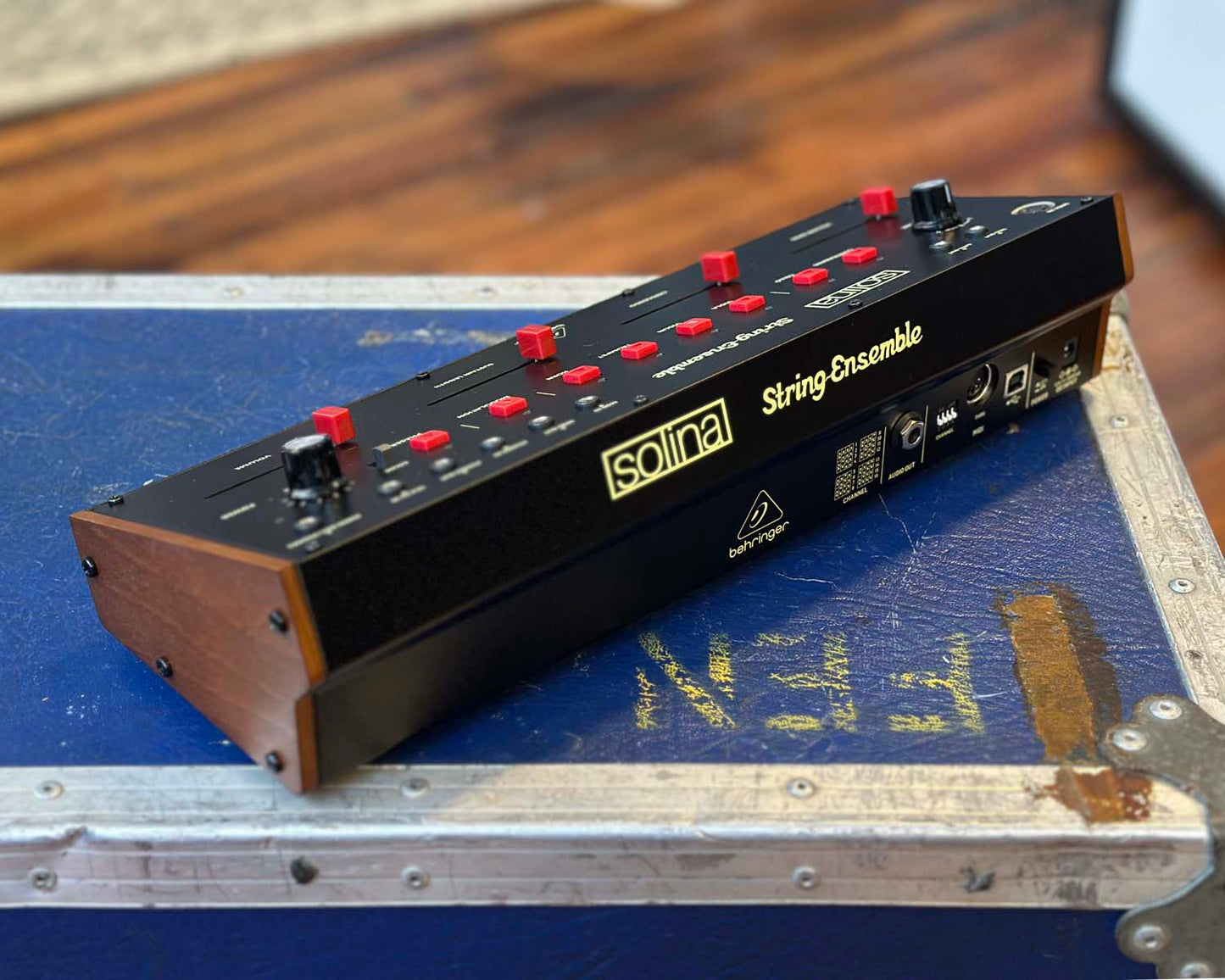 Behringer Solina Classic Analogue String Ensemble Synthesizer Eurorack Compatible
