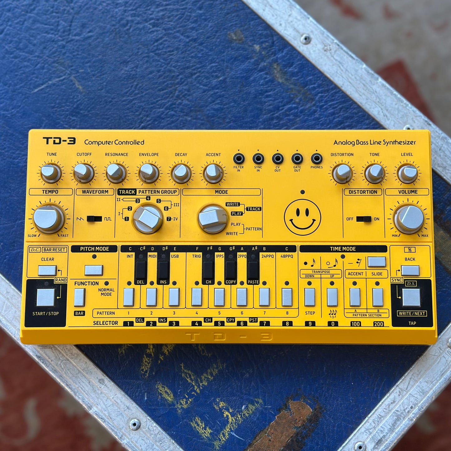 Behringer TD-3 AM Analog Bass Line Synth