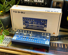 Load image into Gallery viewer, Behringer TD-3 BU Analog Bass Line Synth
