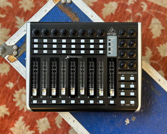 Behringer X Touch Compact 9-Fader USB/MIDI Controller