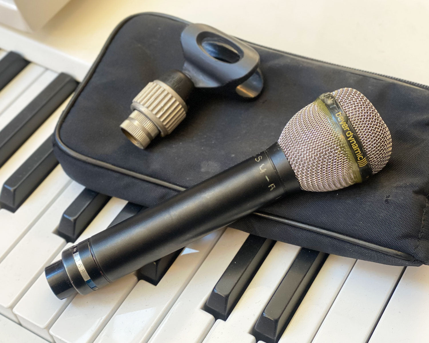 Beyer Dynamic M88N(C) – Found Sound Beyer Dynamic M88N(C) – Found Sound