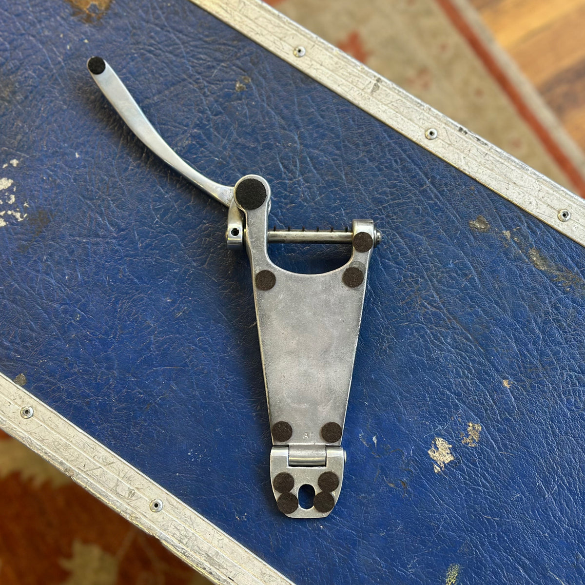 Bigsby B6 (4-Screw  Hinge Plate) - Made in USA