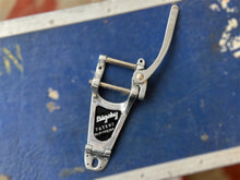 Load image into Gallery viewer, Vintage Bigsby B7 Vibrato - Ex Short (LP) - Late 1960s / Early 1970s - Original Patent Number
