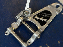 Load image into Gallery viewer, Vintage Bigsby B7 Vibrato - Ex Short (LP) - Late 1960s / Early 1970s - Original Patent Number

