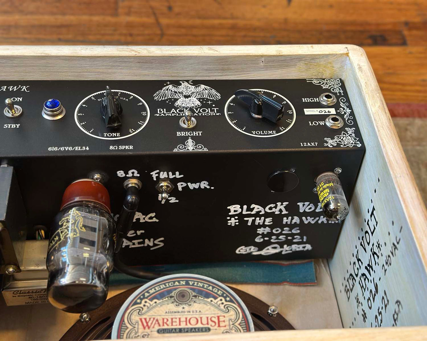 Black Volt The Hawk 15W Hand-Wired 10" Combo