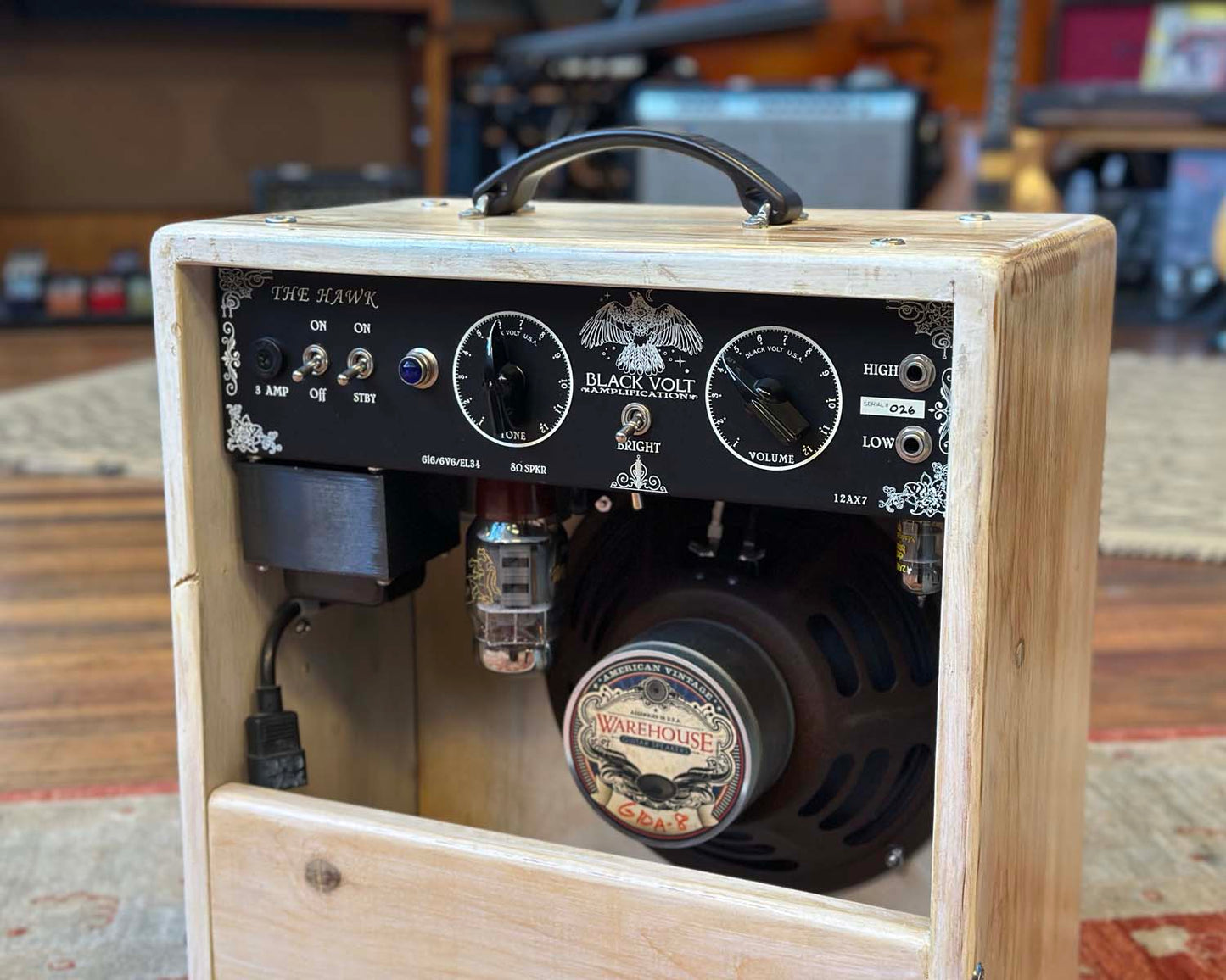 Black Volt The Hawk 15W Hand-Wired 10" Combo