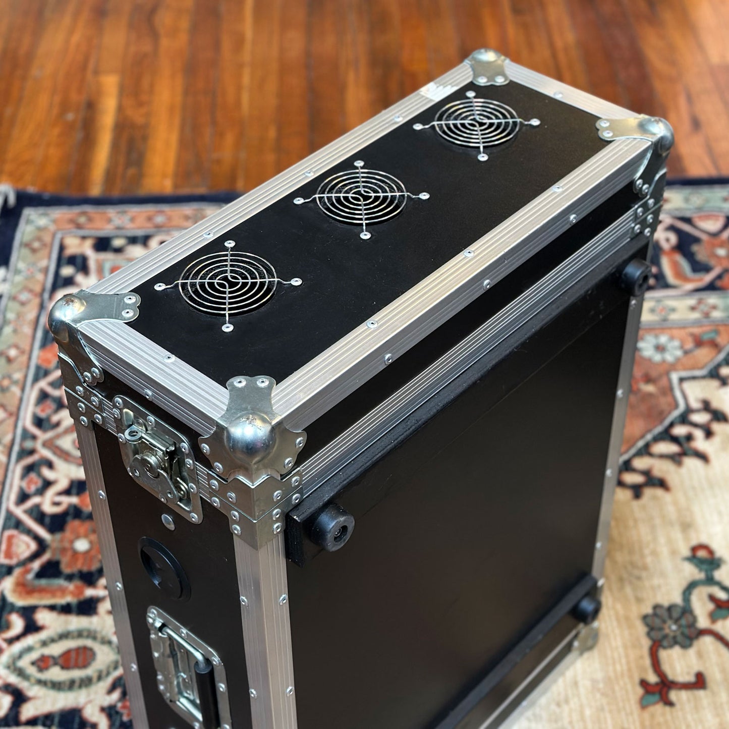 Blue Cat Case Company Rack Road Case w/ Fan Ports