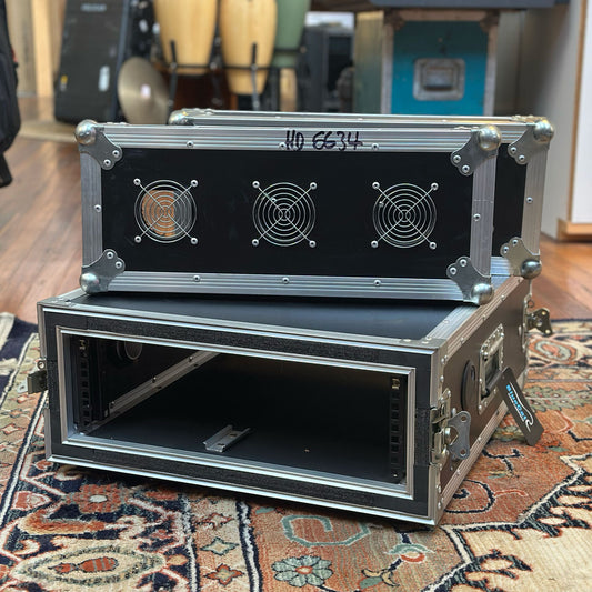 Blue Cat Case Company Rack Road Case w/ Fan Ports