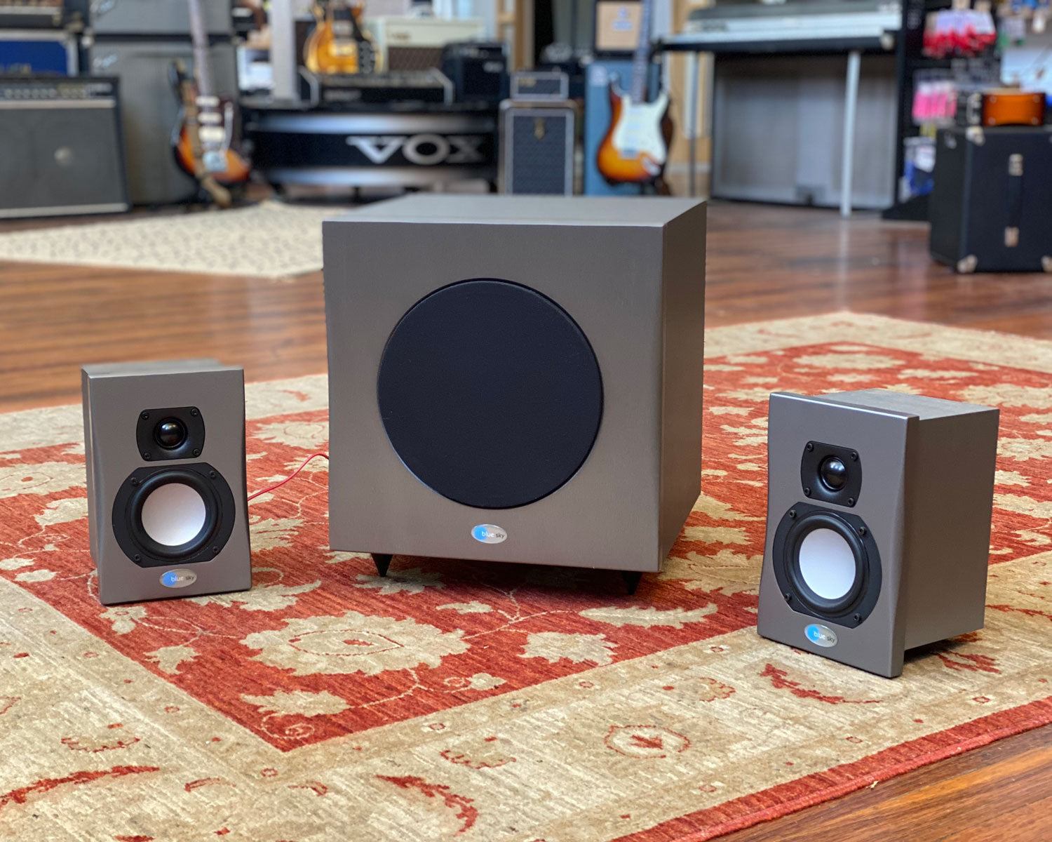 Blue Sky System Media Desk 5.1 Mk1 – Found Sound