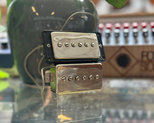 Load image into Gallery viewer, Brierley B-90 Single-Coil Pickup Pair
