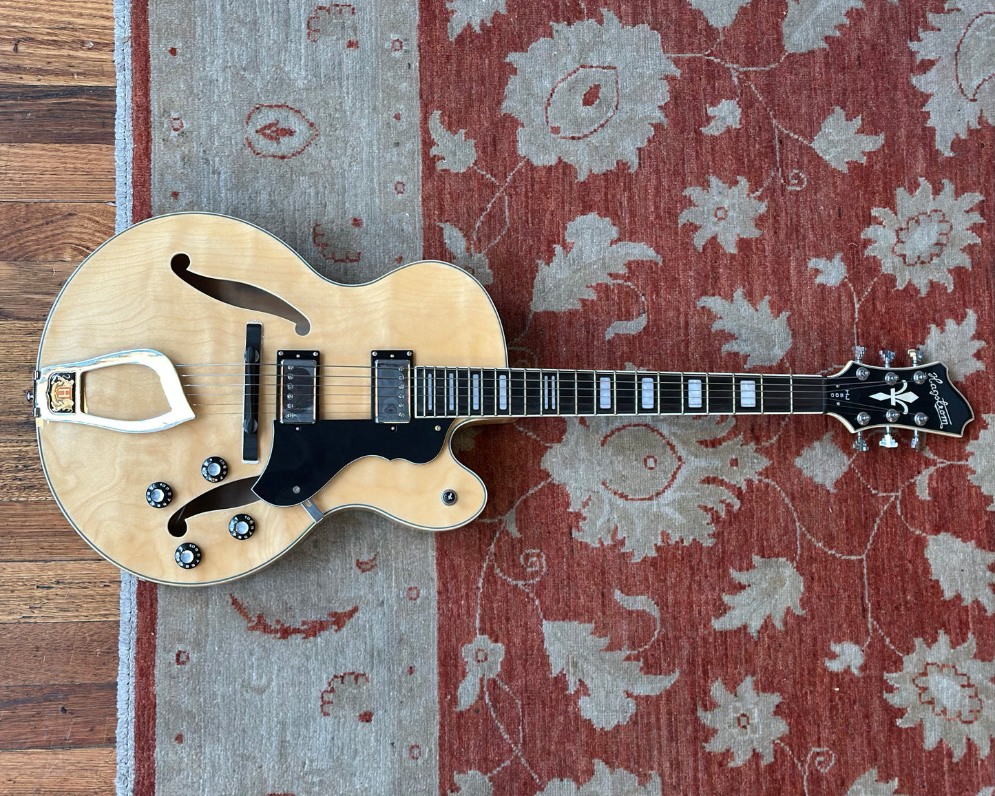 Hagstrom HJ500 Archtop