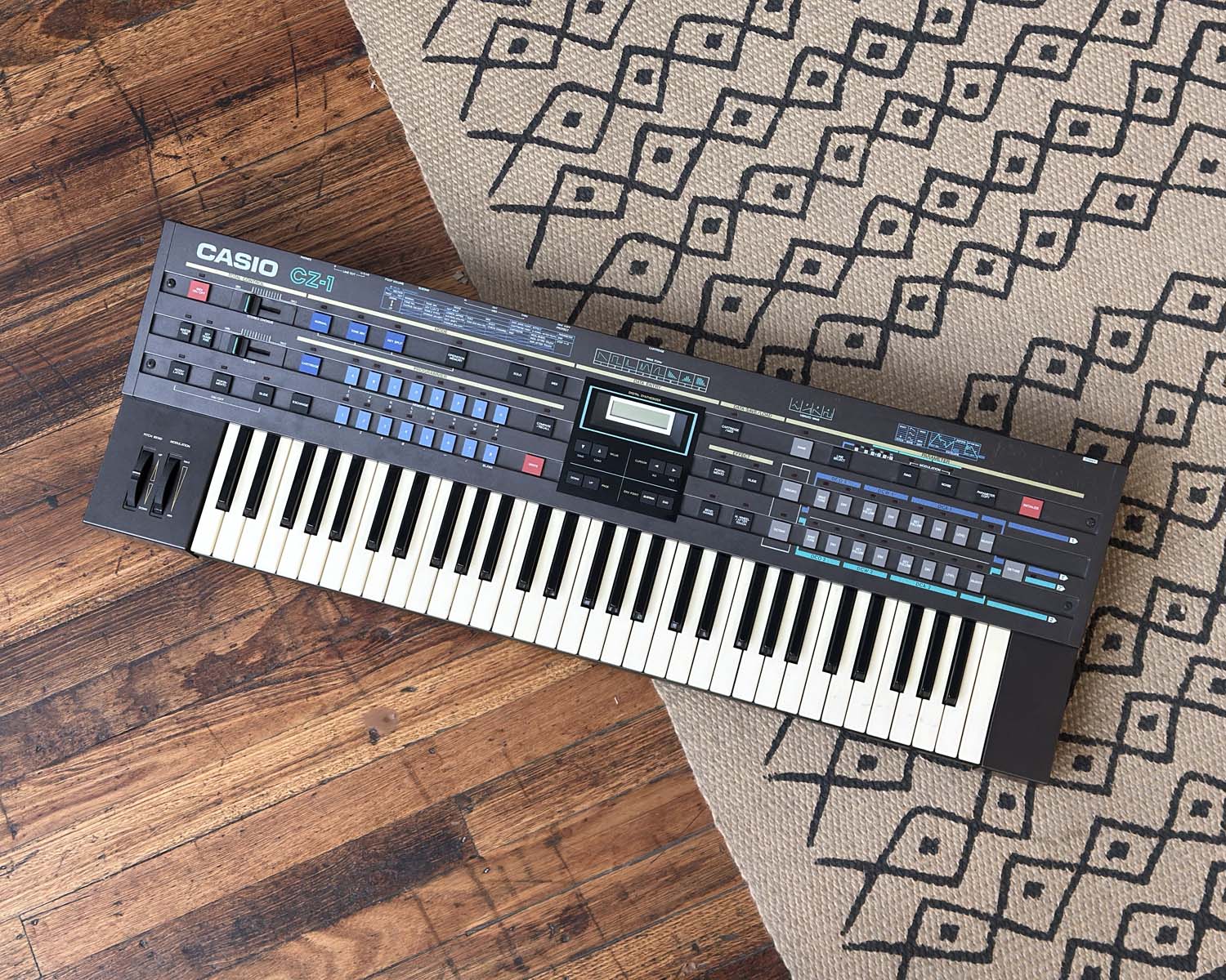 CASIO CZ-1 デジタルシンセサイザー メンテナンス済 CASIO CZ-1 デジタルシンセサイザー メンテナンス済 楽器・機材