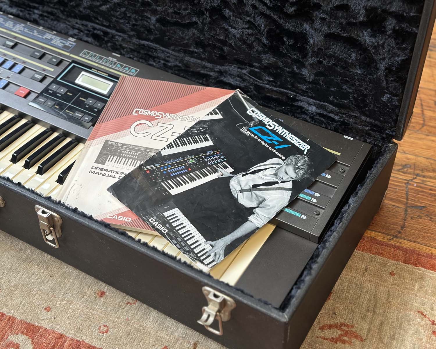 CASIO CZ-1 Phase Distortion Synthesizer – Found Sound