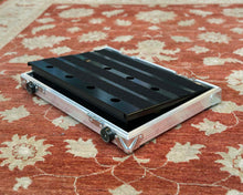 Load image into Gallery viewer, Caseman Jetsetter Small Pedalboard
