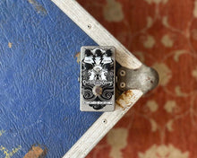 Load image into Gallery viewer, Catalinbread Dirty Little Secret MkIII
