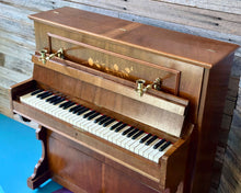 Load image into Gallery viewer, Chappell of London King Idris of Libya Mini 5 Octave Piano

