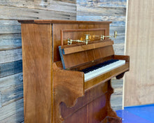 Load image into Gallery viewer, Chappell of London King Idris of Libya Mini 5 Octave Piano
