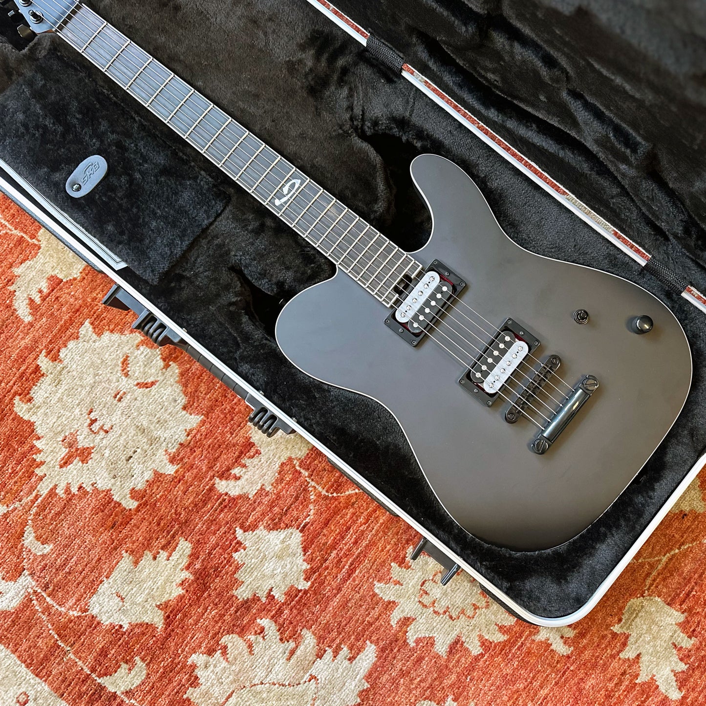Charvel Joe Duplantier Signature USA Dimas Style 2 Flat Black w/SKB Case