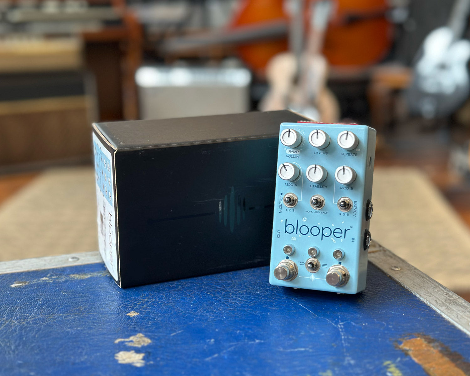 Chase Bliss Blooper 新品未使用 Chase Bliss Blooper USED w/ Box – Black Bobbin