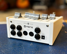 Load image into Gallery viewer, Chase Bliss/Meris Automatone CXM 1978 Reverb Effects Pedal

