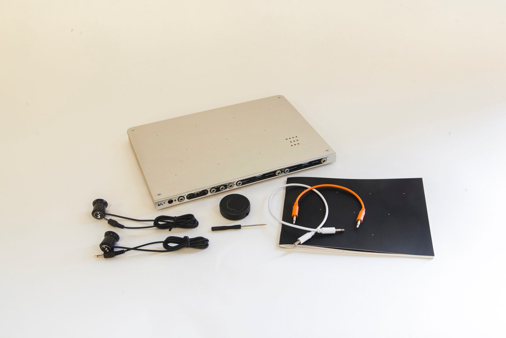 KOMA Elektronik Chromaplane – Found Sound