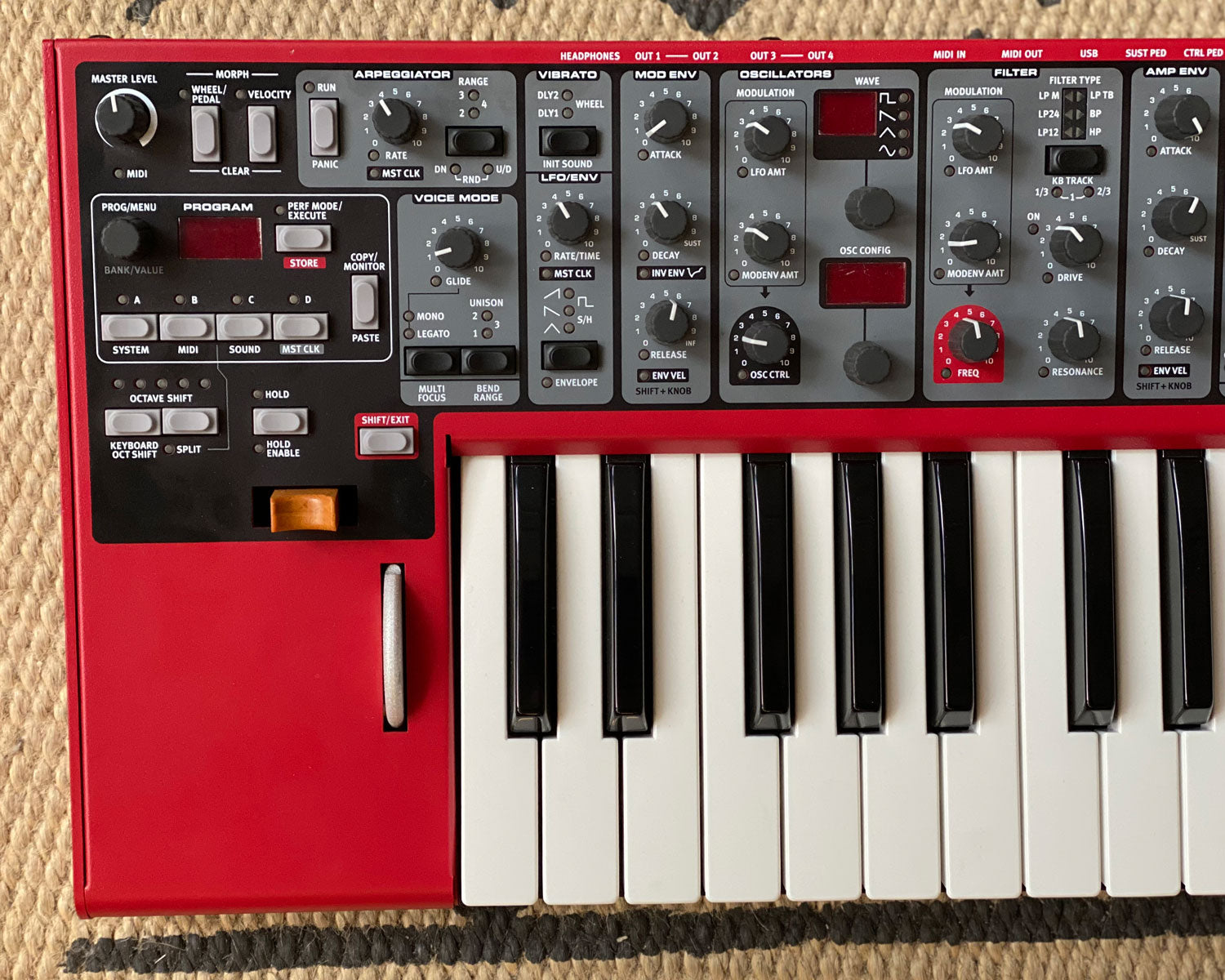 Clavia Nord Lead A1 – Found Sound