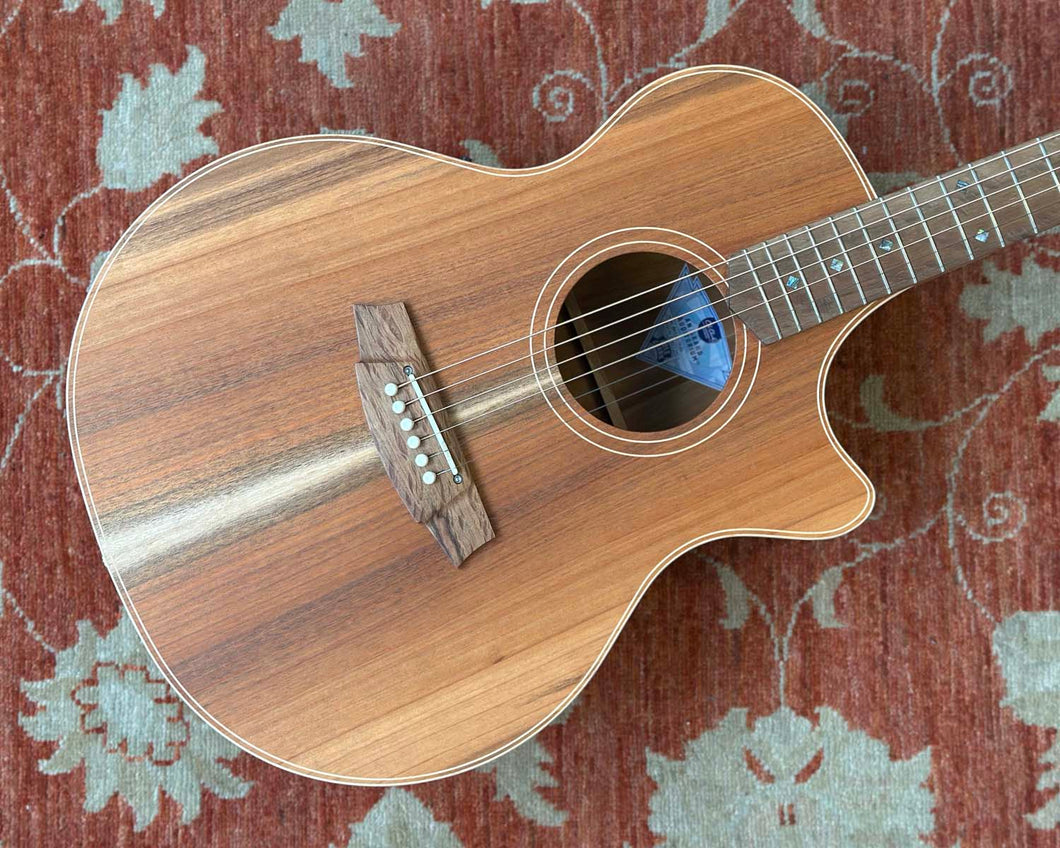 Cole Clark AN2EC-BLBL Acoustic Electric