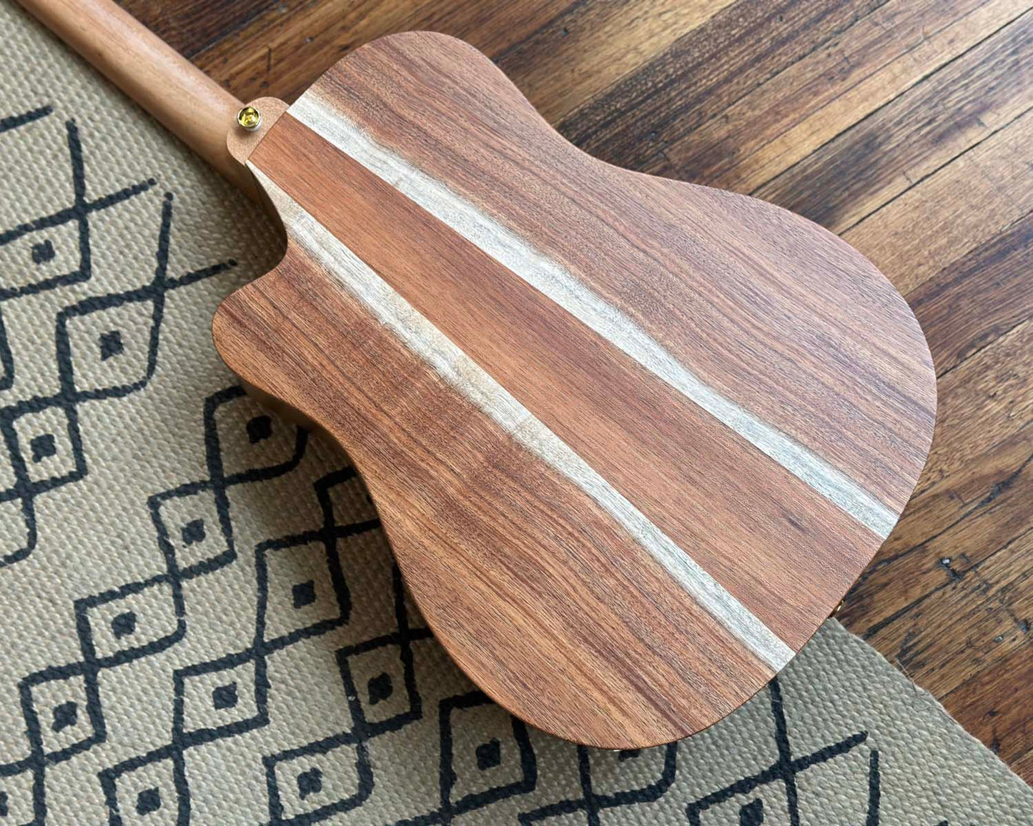 Cole Clark FL2EC-BLBL Acoustic Guitar