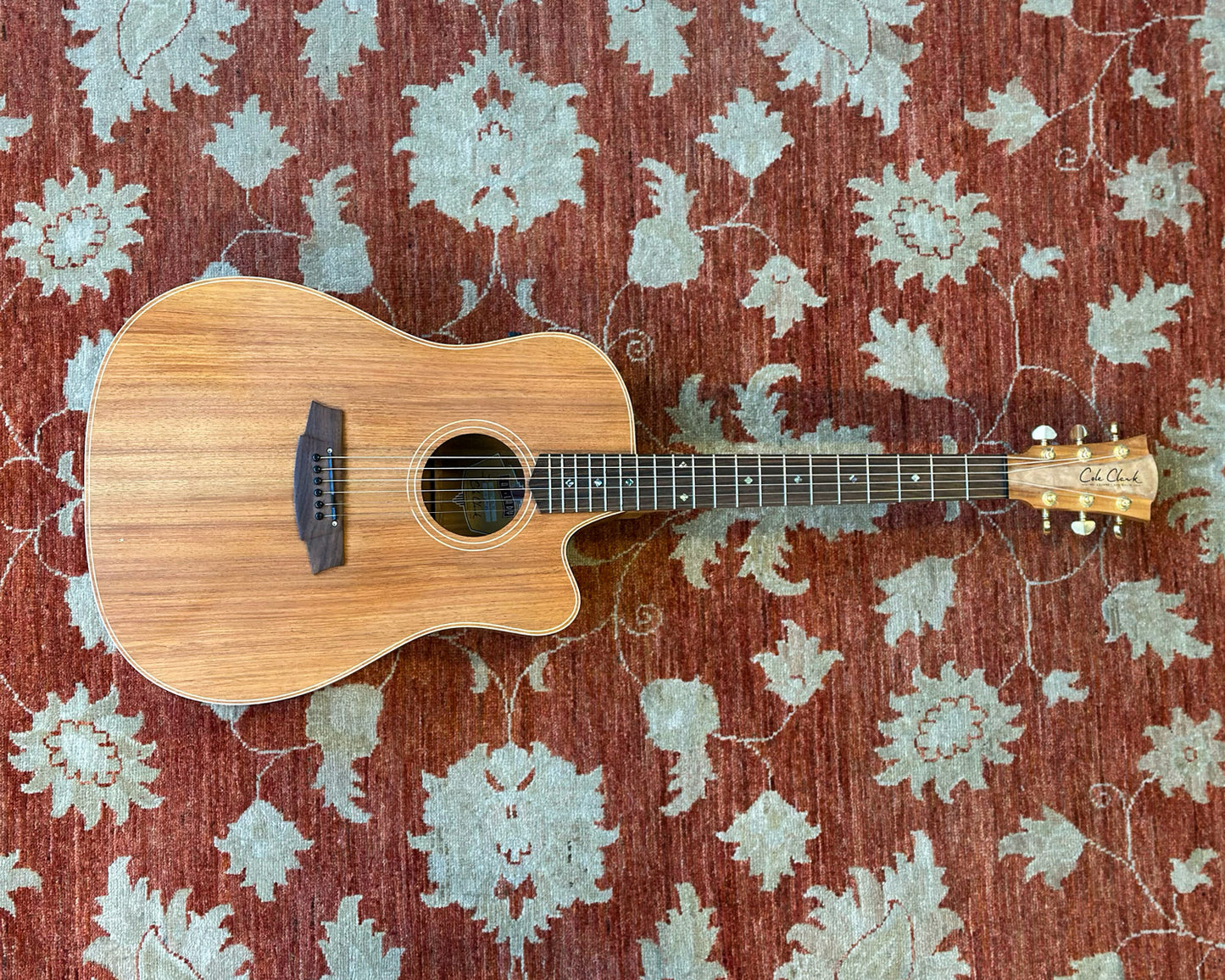 Cole Clark Fat Lady FL2EC Blackwood