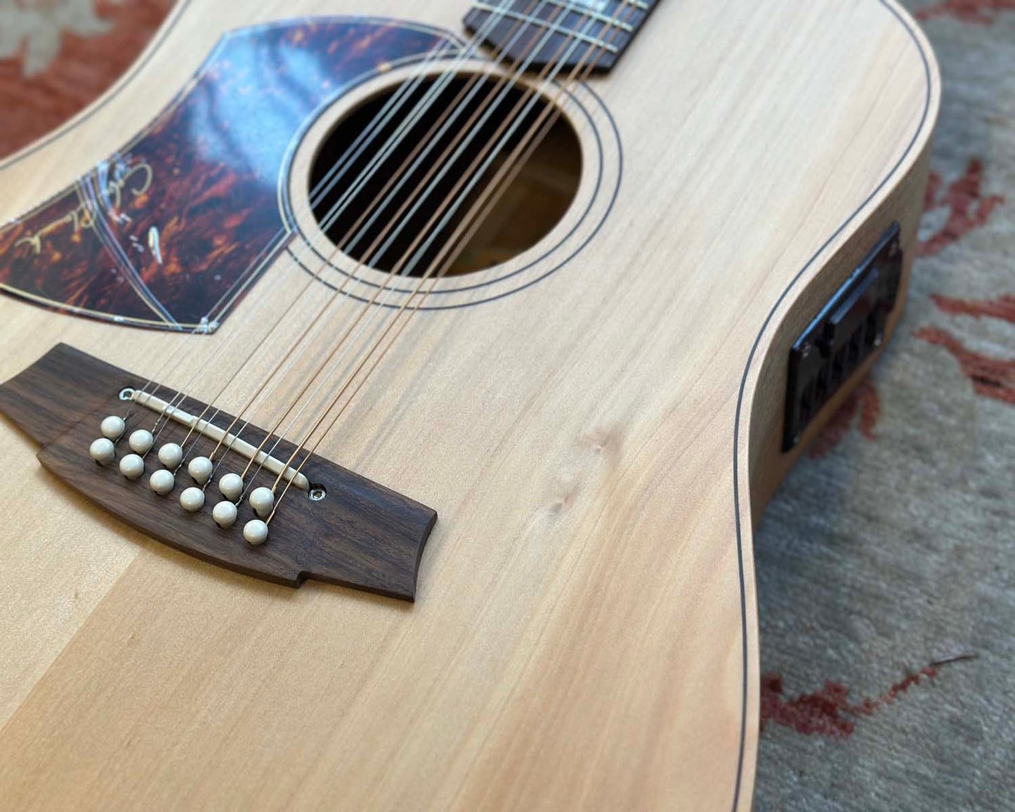 Cole Clark FL1A-12-LH Fat Lady 12-String Left-Handed Acoustic-Electric Guitar