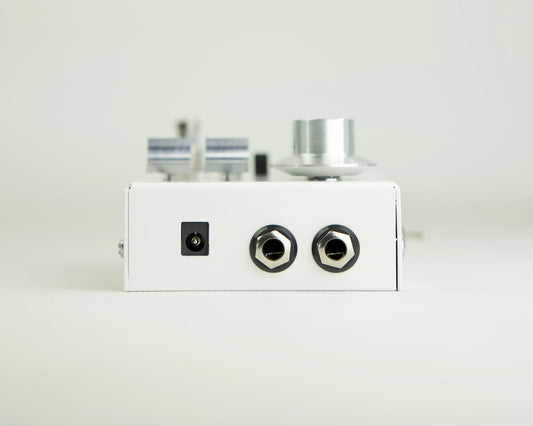 Collision Devices Tars Fuzz Filter - White w/Silver Knobs