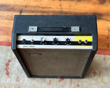 Load image into Gallery viewer, Coronet AM 2501 Solid State Amplifier
