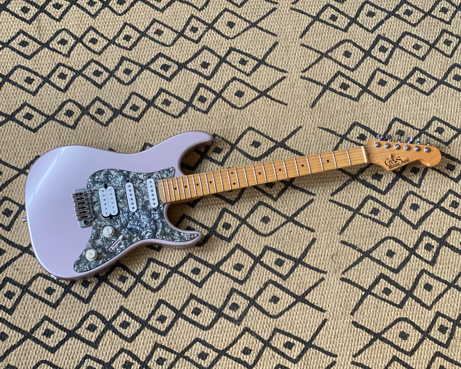 Crews Maniac Bottom's UP With Style' - ST-Style w/ Wilkinson Trem