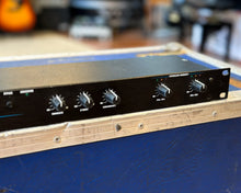 Load image into Gallery viewer, DBX 120XP Stereo Subharmonic Synthesizer
