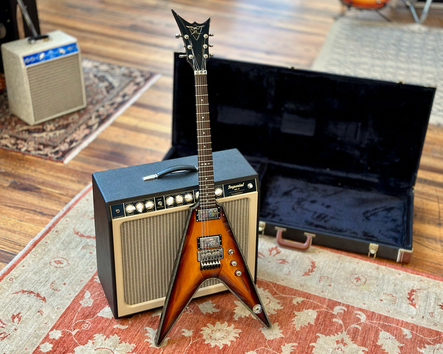 DBZ Cavallo 'Flying-V' w/ Floyd Rose - Made in Korea – Found