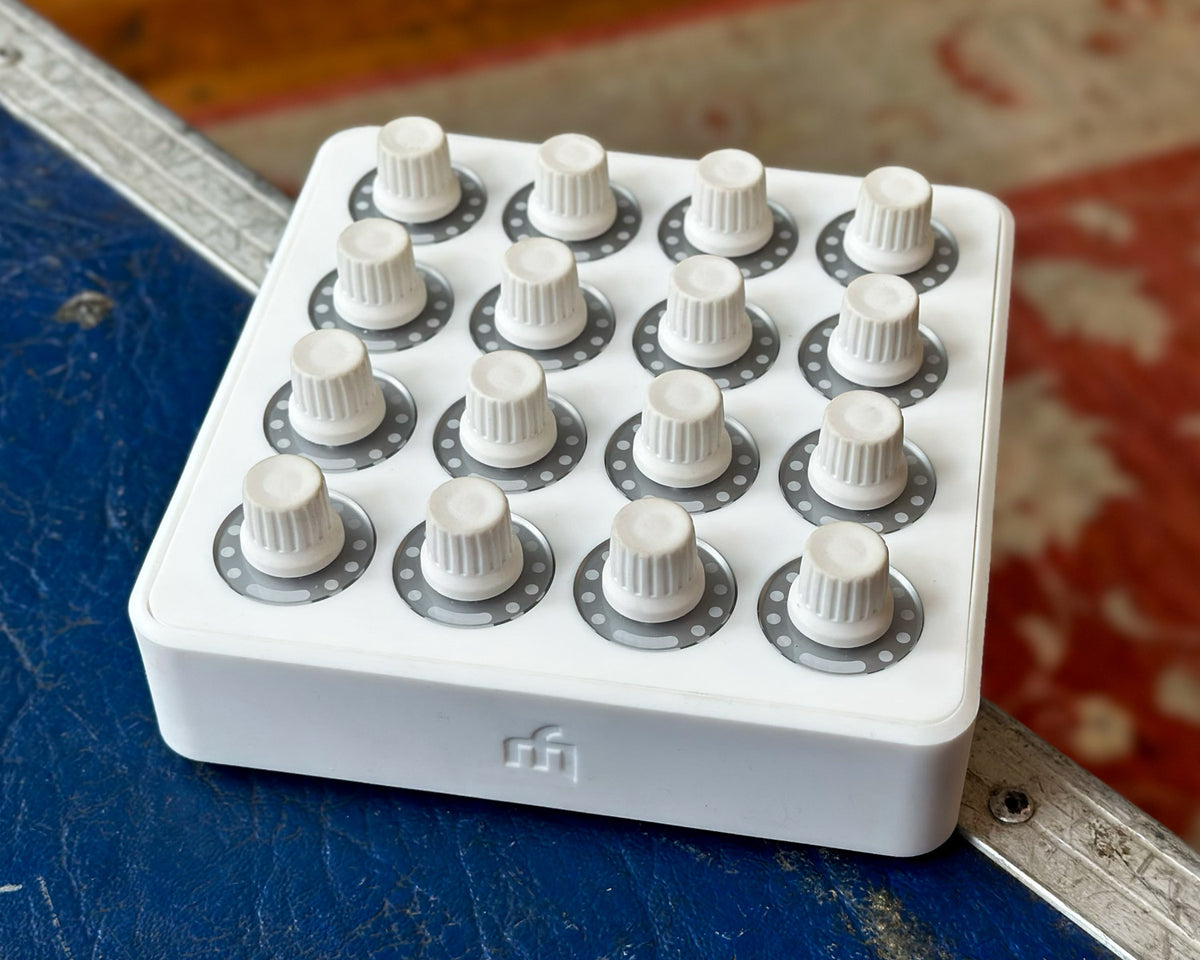 DJ_Tech_Tools_MIDI_Fighter_Twi