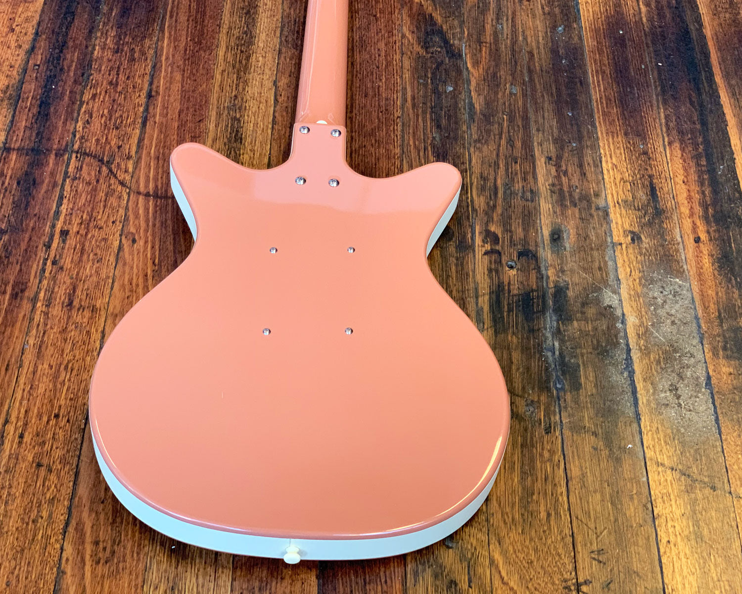 Pink danelectro online